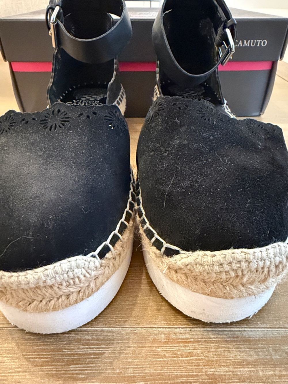 Size 8.5 Vince Camuto Black Espadrille Sandals - Picture 4 of 7